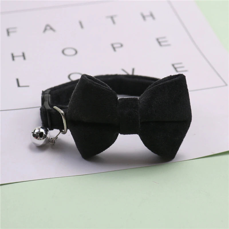 š Velvet Cat Collar with Bow & Bell ā Elegant & Safe Accessory