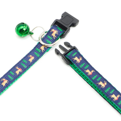 🎄 Christmas Safety Collar – Snowflakes & Trees Design