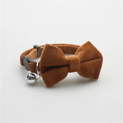 🎀 Velvet Cat Collar with Bow & Bell – Elegant & Safe Accessory