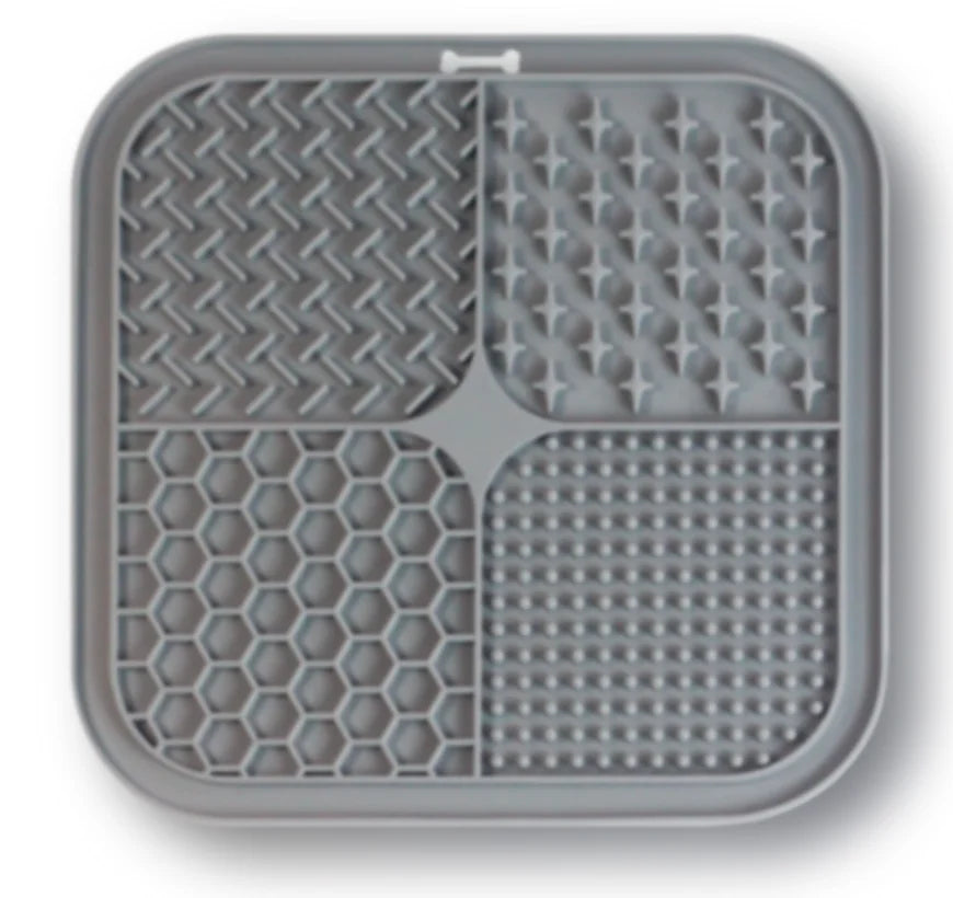🐾 Silicone Lick & Slow-Feeding Mat with Suction Base