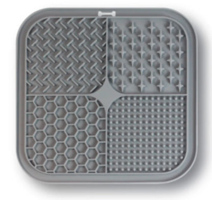 🐾 Silicone Lick & Slow-Feeding Mat with Suction Base